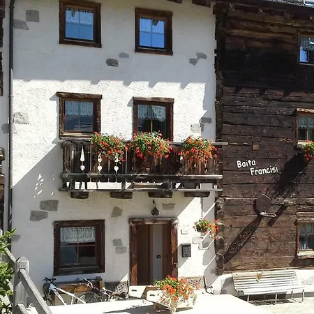 Francisi Apartment